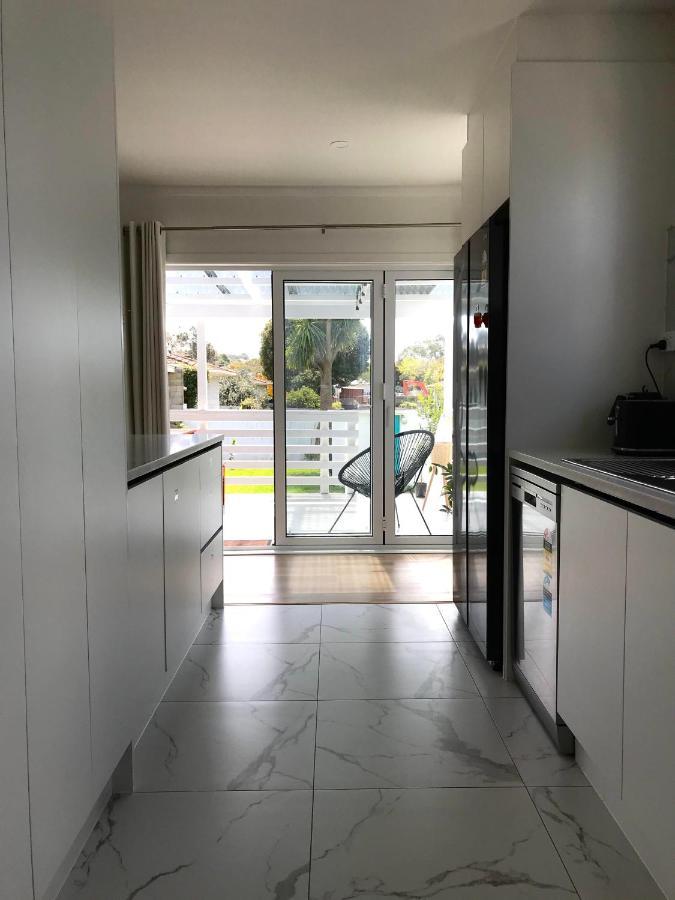 Bright & Comfy Stay In Newly Renovated Home With Parking Auckland Exteriér fotografie