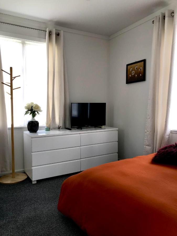 Bright & Comfy Stay In Newly Renovated Home With Parking Auckland Exteriér fotografie